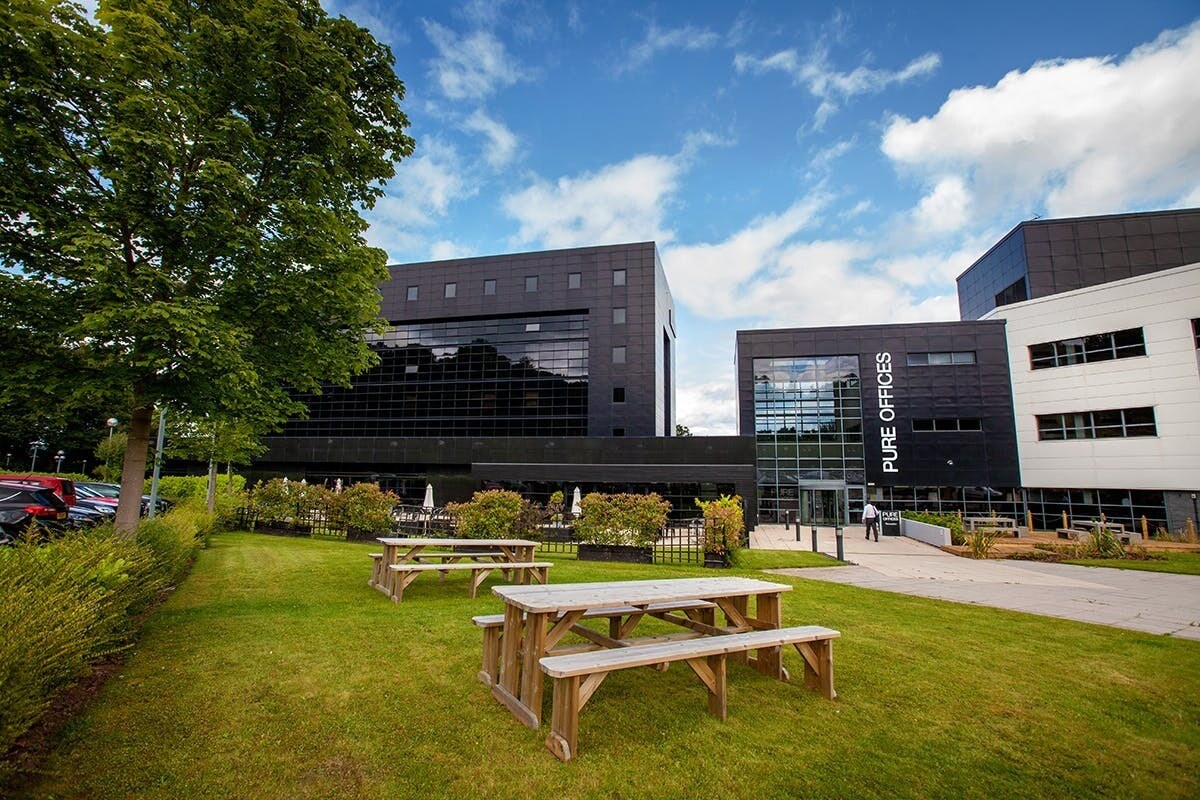 Lake View Dr, Nottingham en alquiler Foto del edificio- Imagen 1 de 13