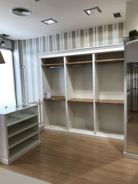 Calle Cabrera, 1, Córdoba, Córdoba en alquiler - Foto del edificio - Imagen 3 de 6