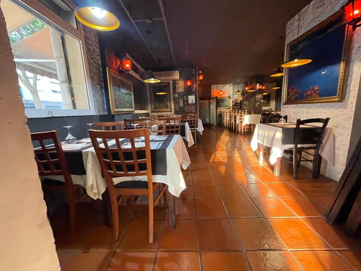 Igualada, BAR 08700 - Unidad - - - Foto del interior - Image 1 of 31