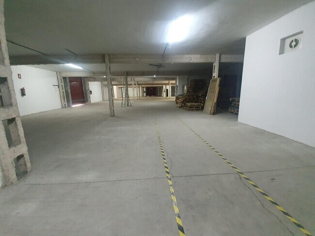 Más detalles de Calle Pedro Pecador, 4, SEVILLA - Nave en alquiler