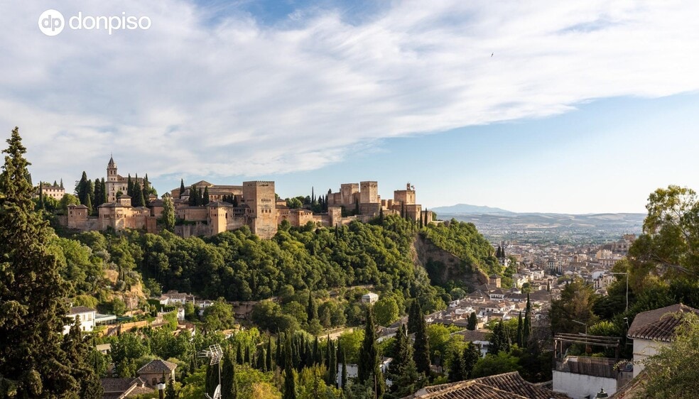 Calle Santo Sepulcro del Sacromonte, Granada, Granada en venta - Foto del edificio - Imagen 2 de 17