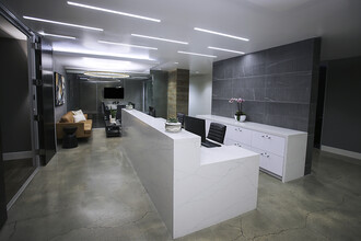 2600 W Olive Ave, Burbank, CA en alquiler Foto del interior- Imagen 1 de 8