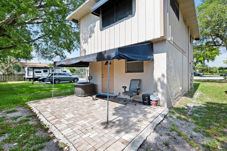 2010 N Andrews Ave, Wilton Manors, FL en venta - Foto del edificio - Imagen 2 de 14