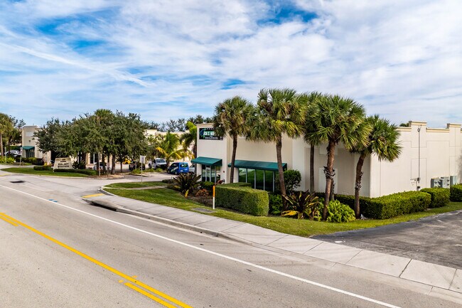 Más detalles de 1335 Old Dixie Hwy, Lake Park, FL - Nave en alquiler