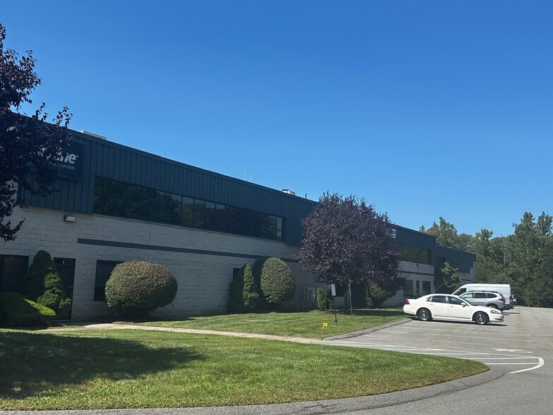 362 Industrial Park Rd, Middletown, CT en alquiler - Foto del edificio - Imagen 2 de 27