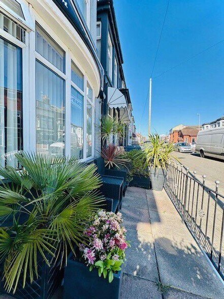 29 Reads Ave, Blackpool en venta - Foto del edificio - Imagen 2 de 35
