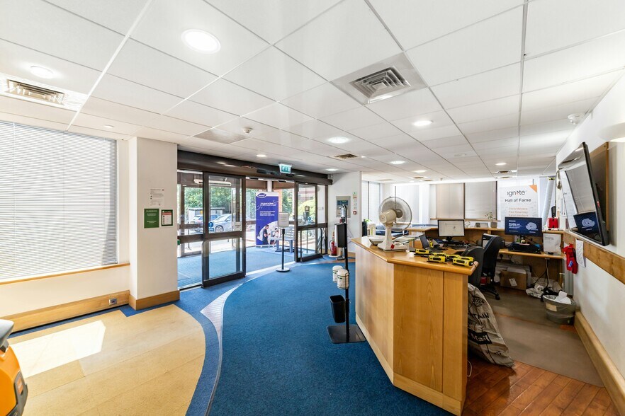 Pyramid Close, Northampton en venta - Foto del edificio - Imagen 2 de 9