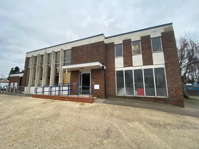 3 Station Rd, Flitwick en alquiler - Foto del edificio - Imagen 3 de 4