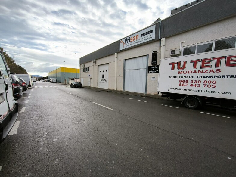 Nave en Alcoy, Alicante en venta - Foto principal - Imagen 1 de 3