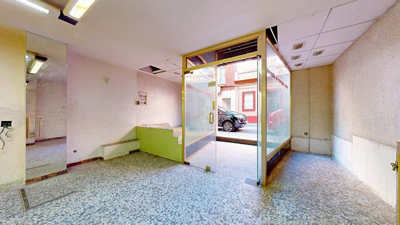 Santa Coloma de Gramenet, BAR 08922 -  -  - Foto del interior - Image 1 of 18