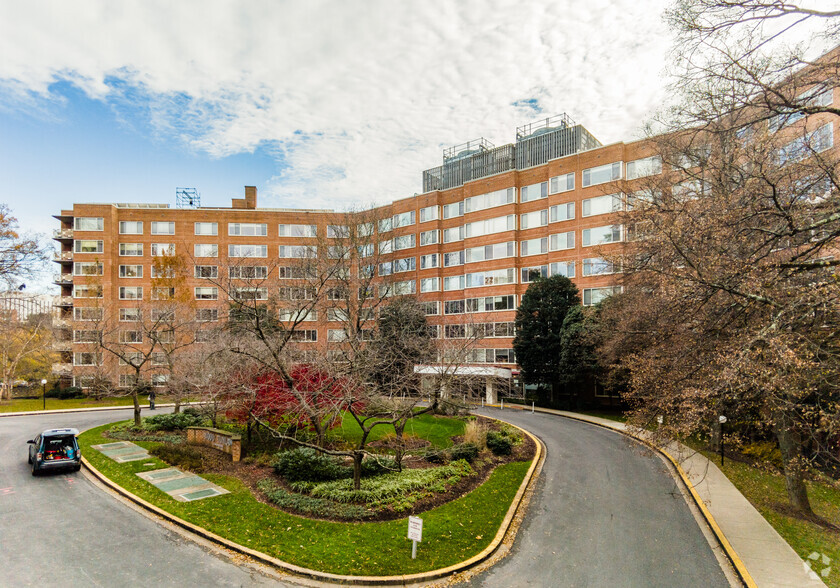 4000 Tunlaw Rd NW, Washington, DC en venta - Foto del edificio - Imagen 3 de 4