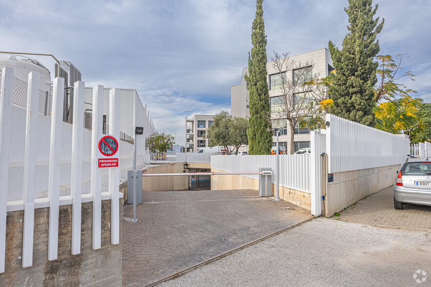 Avenida Velázquez, 207-213, Málaga, Málaga en alquiler - Foto del edificio - Imagen 3 de 5