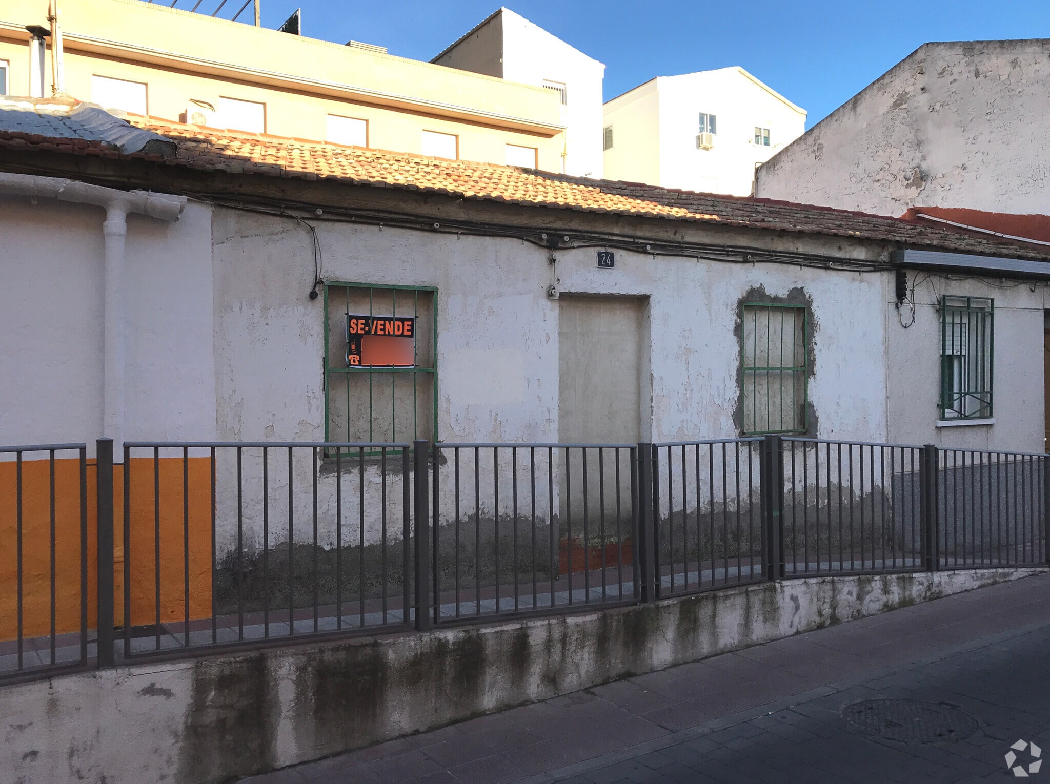 Calle Esperanza Abad, 24-26, San Sebastián de los Reyes, Madrid en venta Foto principal- Imagen 1 de 3