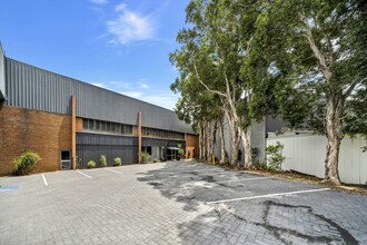 204 Hume Highway, Greenacre en alquiler Foto del edificio- Imagen 2 de 8