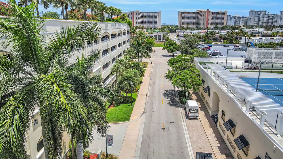 3015 N Ocean Blvd, Fort Lauderdale, FL en venta - Foto del edificio - Imagen 3 de 14