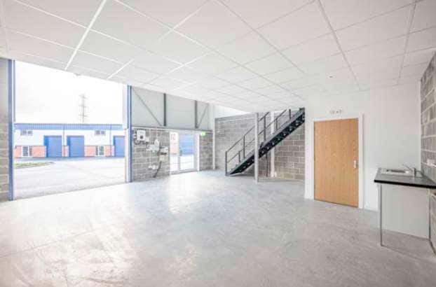 198-202 Broomhill Rd, Bristol, BST BS4 5RG - Unidad 25 -  - Foto del interior - Image 2 of 3
