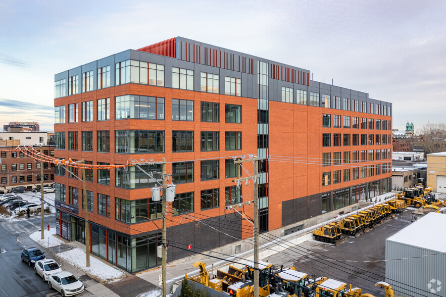 7260 Rue Saint-Urbain, Montréal, QC en alquiler - Foto del edificio - Imagen 2 de 22