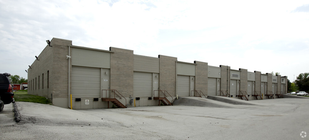 12747-12759 Carrollton Industrial Dr, Bridgeton, MO en alquiler - Foto del edificio - Imagen 3 de 6