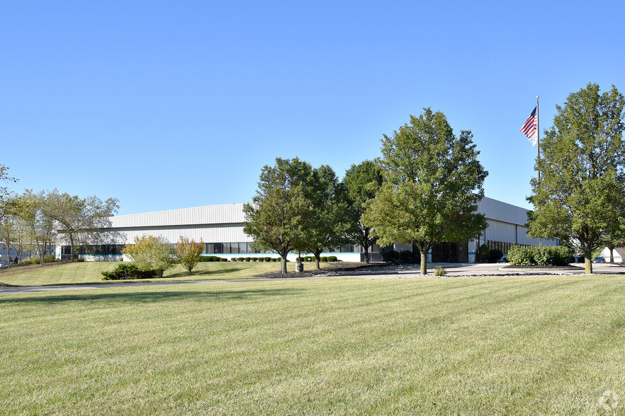 7500 Industrial Row Dr, Mason, OH en alquiler - Foto del edificio - Imagen 1 de 10