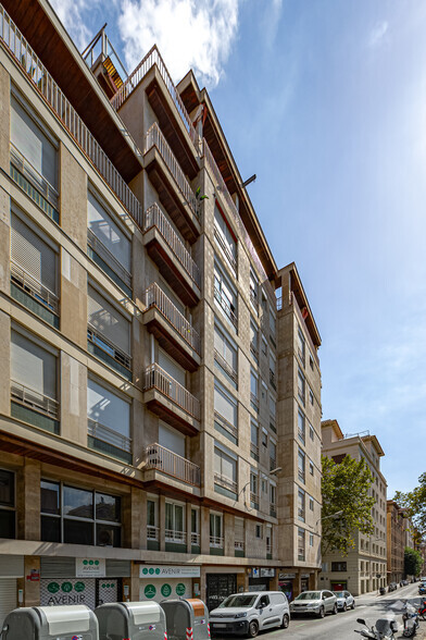 Carrer de L'avenir, 43, Barcelona, Barcelona en venta - Foto del edificio - Imagen 2 de 4