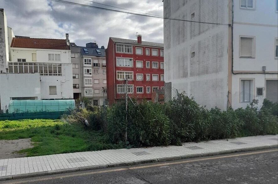 Rúa Rosalía de Castro, 50, Burela, Lugo en alquiler - Foto del edificio - Imagen 3 de 18