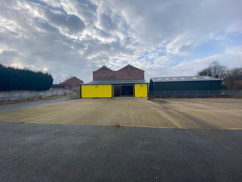 15 Karen Rd, Wigan en alquiler - Foto del edificio - Imagen 3 de 4