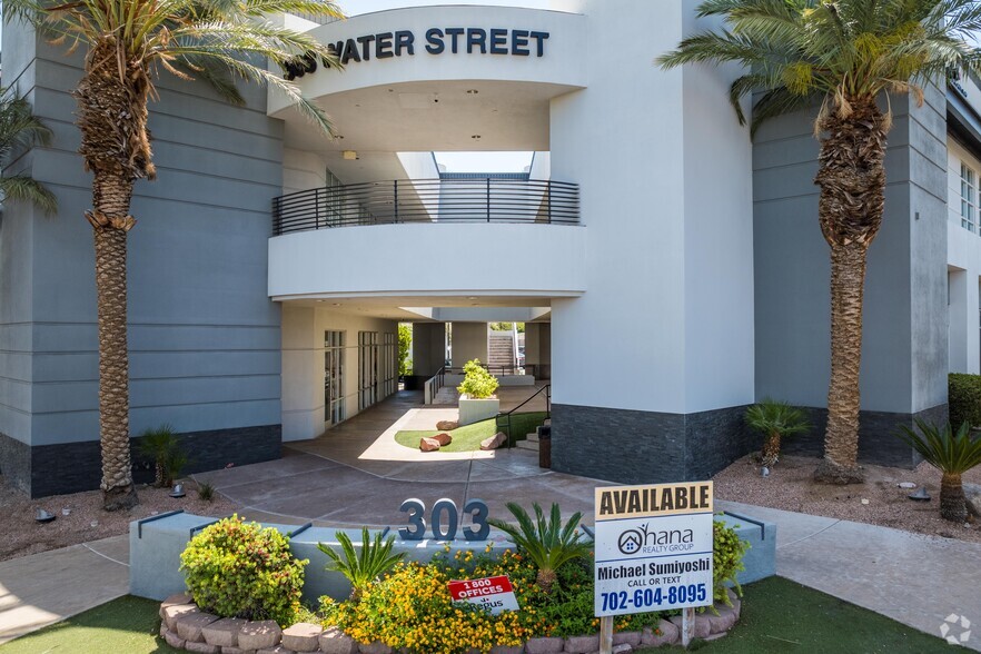 303 S Water St, Henderson, NV en alquiler - Foto del edificio - Imagen 3 de 36