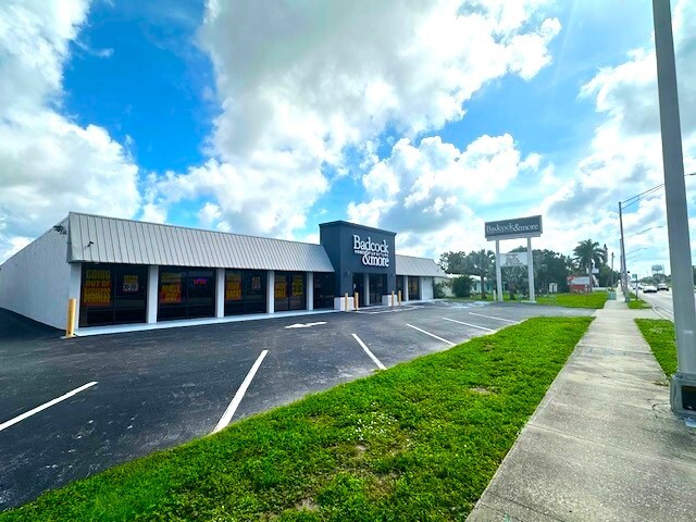 6920 Cortez Rd W, Bradenton, FL en venta - Foto del edificio - Imagen 2 de 10