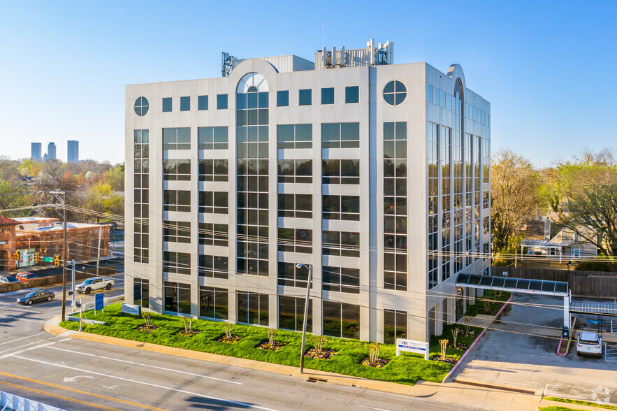 2021 S Lewis Ave, Tulsa, OK en alquiler - Foto del edificio - Imagen 1 de 9