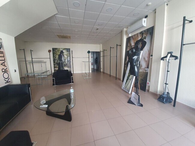 Más detalles de Libro, Sevilla, 7, La Rinconada - Nave en venta