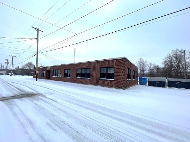 2318 13th St NE, Canton, OH en venta - Foto del edificio - Imagen 3 de 4