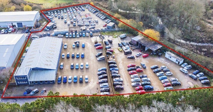 Barnfield Rd, Swindon en venta - Foto principal - Imagen 1 de 1