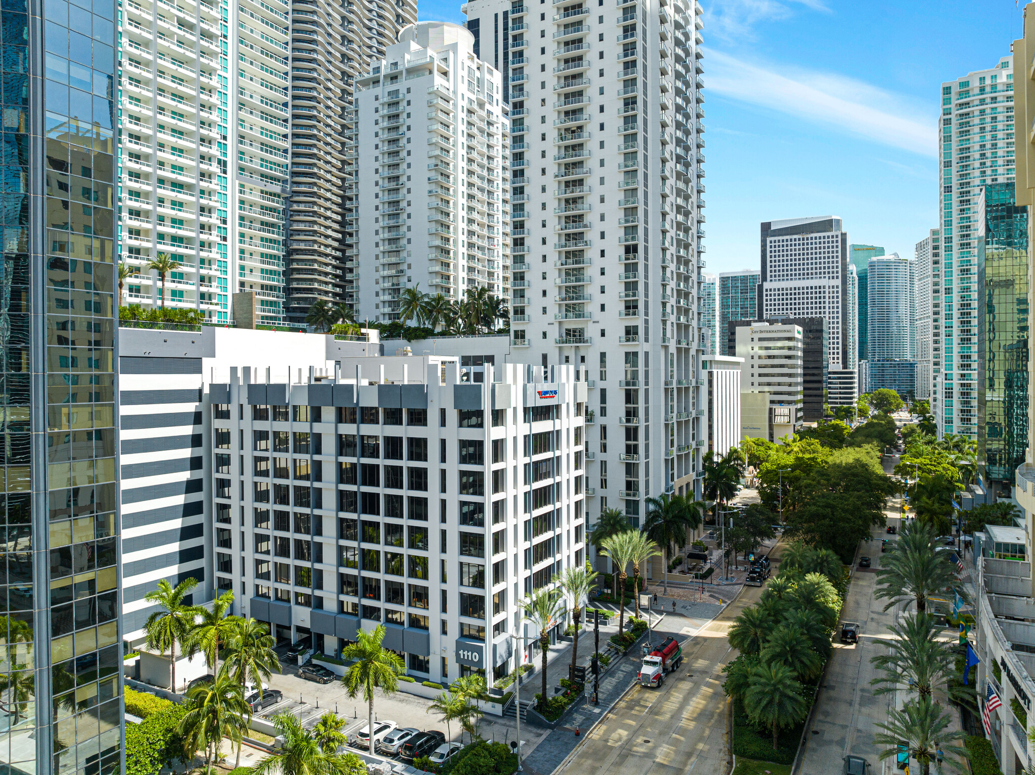 1110 Brickell Ave, Miami, FL en alquiler Vista aérea- Imagen 1 de 9