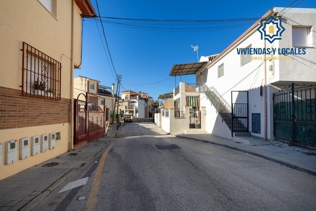 Más detalles de Ordesa Lan, 13, Granada - Terreno en venta