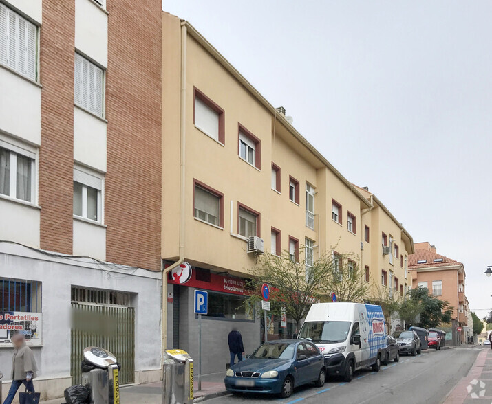 Calle Reina Victoria, 1, Ciempozuelos, Madrid en venta - Foto del edificio - Imagen 2 de 2