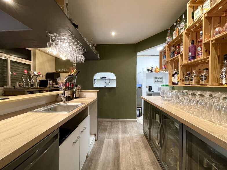 Avinguda de la Gola de l'Estany, 10, Roses, Gerona en alquiler - Foto del edificio - Imagen 3 de 33