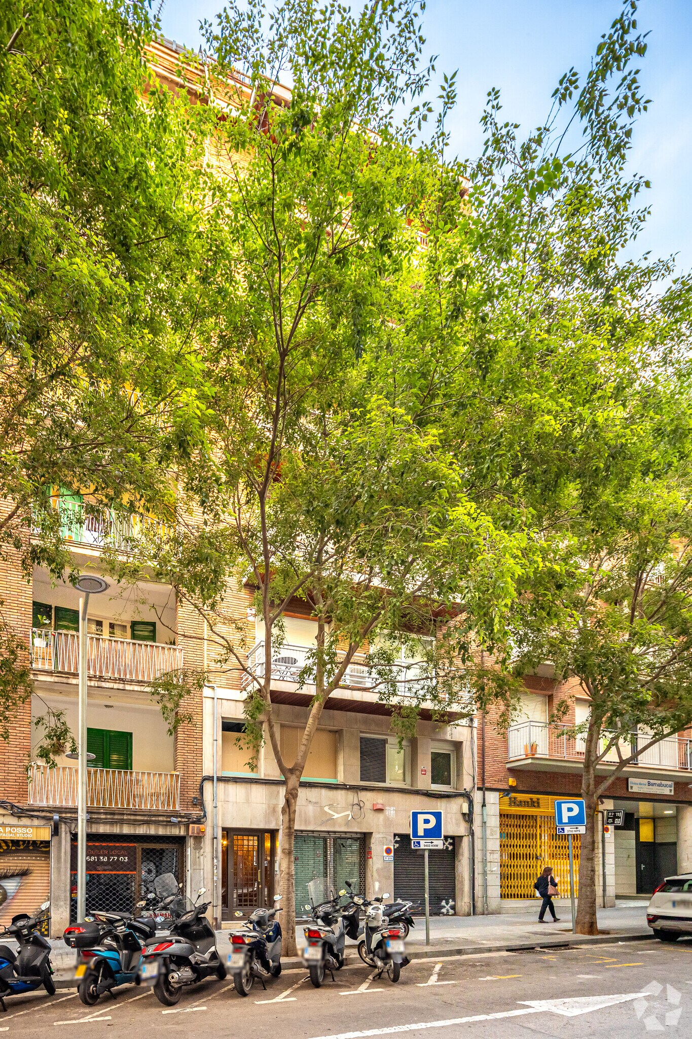 Edificio residencial en Barcelona, Barcelona en venta Foto principal- Imagen 1 de 2