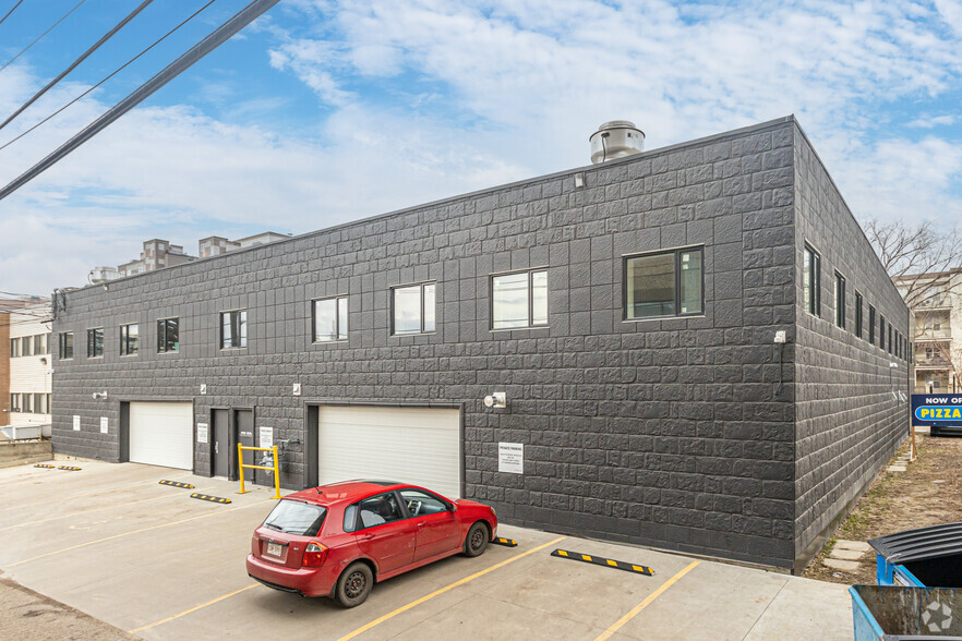 10420 122nd St NW, Edmonton, AB en alquiler - Foto del edificio - Imagen 3 de 5