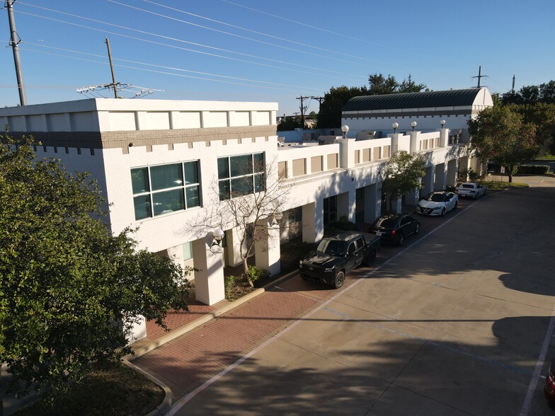 2233 Avenue J, Arlington, TX en alquiler - Foto del edificio - Imagen 1 de 5