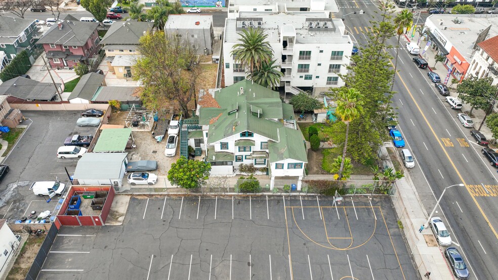 1470 W Adams Blvd, Los Angeles, CA en venta - Foto del edificio - Imagen 3 de 11