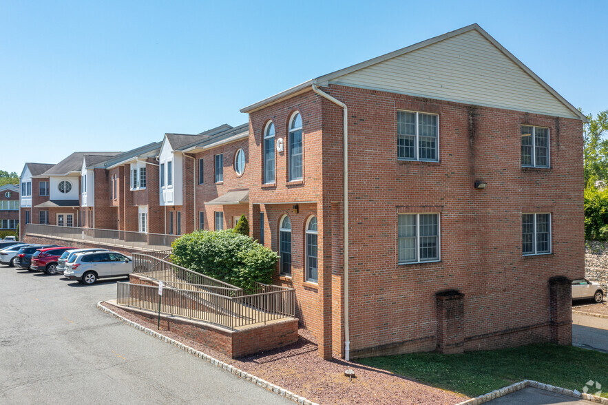 271 US Highway 46, Fairfield, NJ en venta - Foto del edificio - Imagen 2 de 13