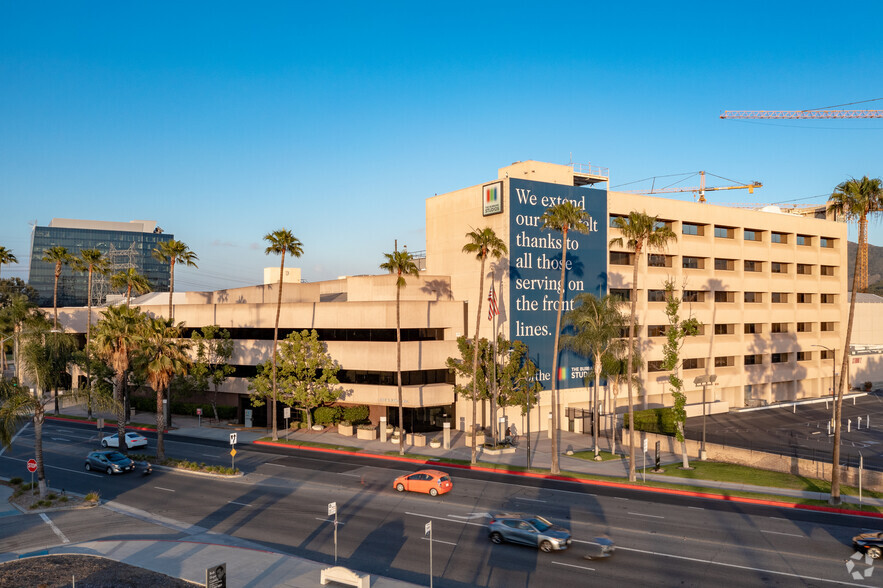 3000 W Alameda Ave, Burbank, CA en alquiler - Foto del edificio - Imagen 2 de 6