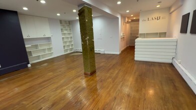 45-48 47th St, Woodside, NY en alquiler - Vídeo de anuncio comercial 