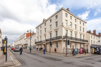 Más detalles de Royal Priors, Leamington Spa - Local en alquiler