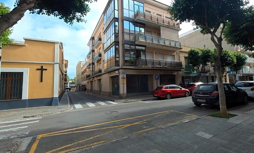 Edificio residencial en Vilanova i la Geltrú, Barcelona en venta - Foto principal - Imagen 1 de 9