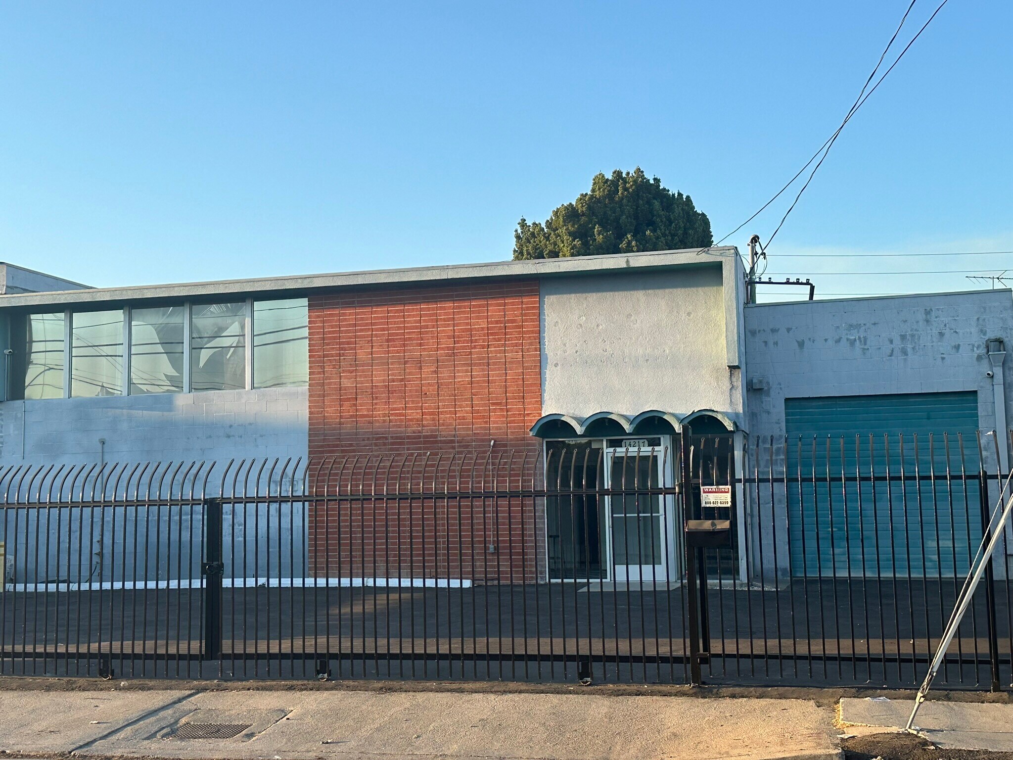 14217 Oxnard St, Van Nuys, CA en venta Foto del edificio- Imagen 1 de 1