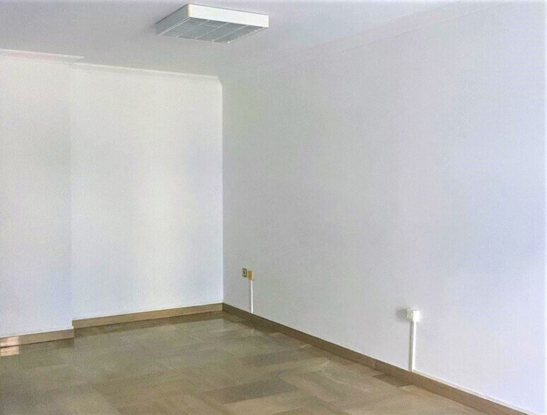 Oficina en Córdoba en alquiler - Foto del interior - Imagen 3 de 12