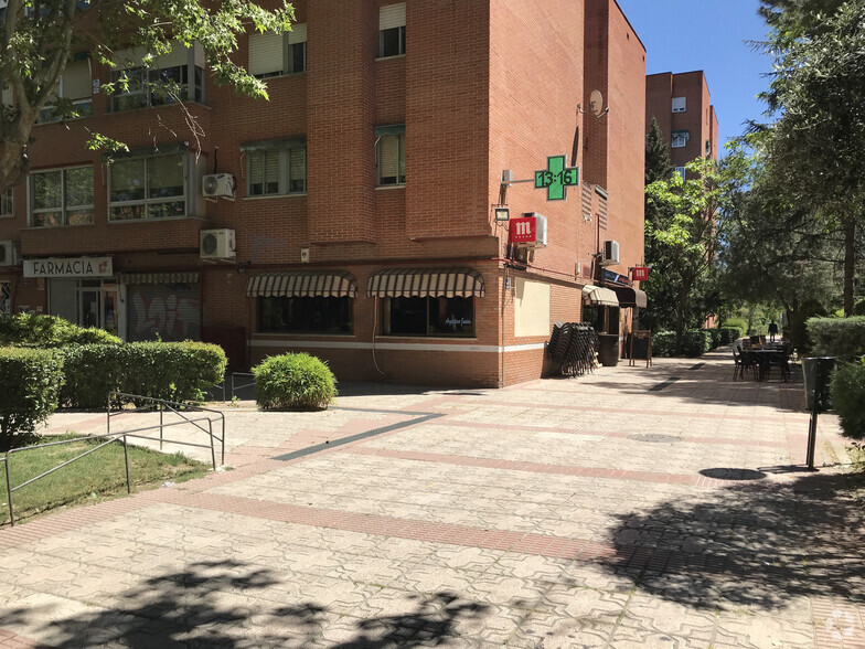 Plaza Clarín, 8, Rivas-Vaciamadrid, Madrid en alquiler - Foto del edificio - Imagen 3 de 5