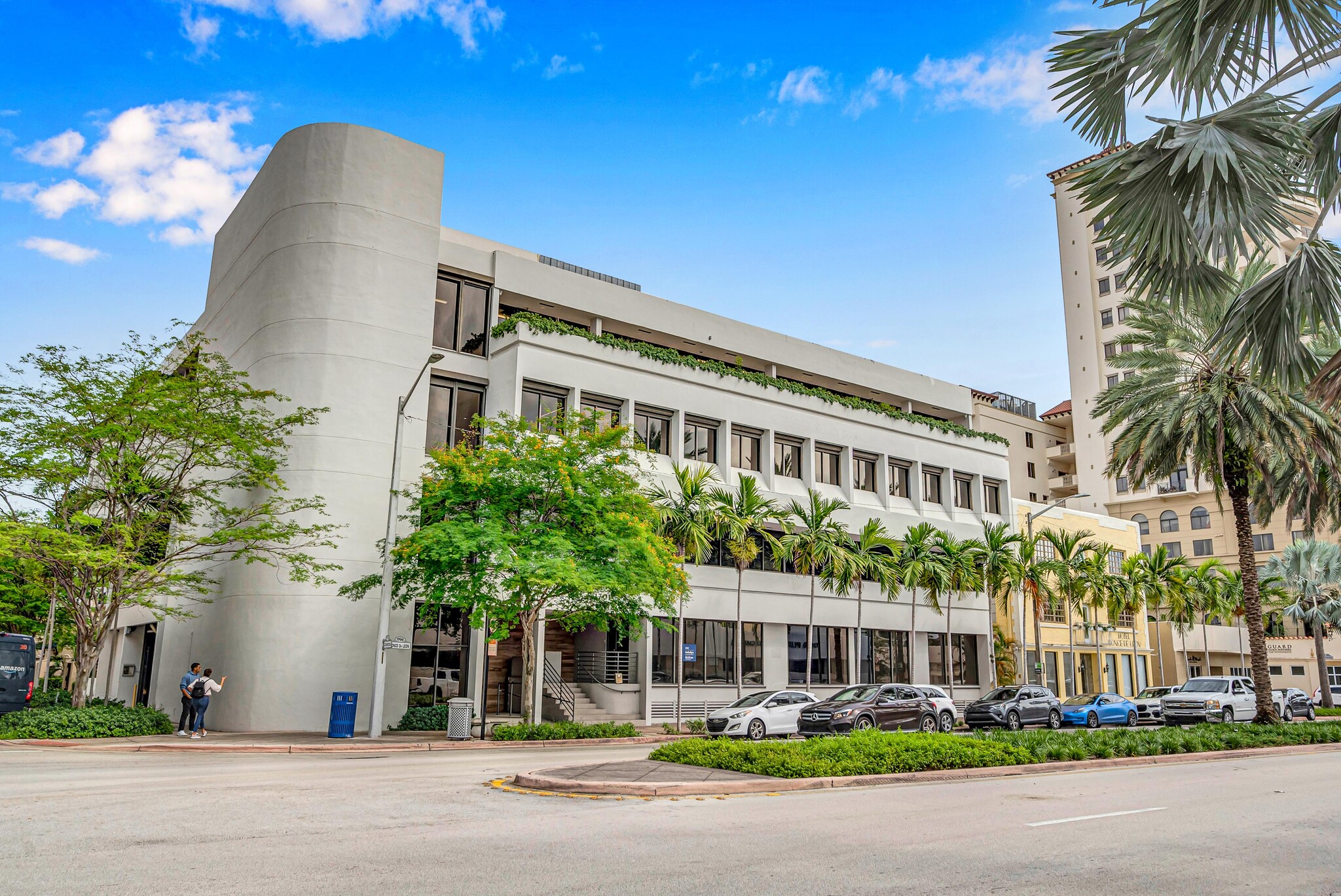 1701 Ponce De Leon Blvd, Coral Gables, FL en alquiler Foto del edificio- Imagen 1 de 50