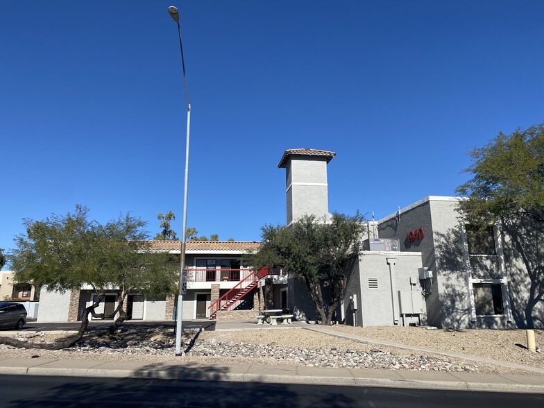 1940 E Thunderbird Rd, Phoenix, AZ en alquiler - Foto del edificio - Imagen 3 de 54